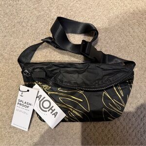 NWT ALOHA Collection Black and Gold Lanai Mini Hip Pack